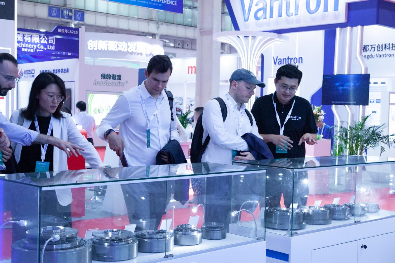 開放創(chuàng)新、聚享未來｜智同科技亮相2023世界機(jī)器人大會